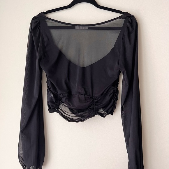 ‼️BOGO SALE‼️ FASHION NOVA VINTAGE Black Mesh Long Sleeve Ruche Crop Top - Picture 3 of 10